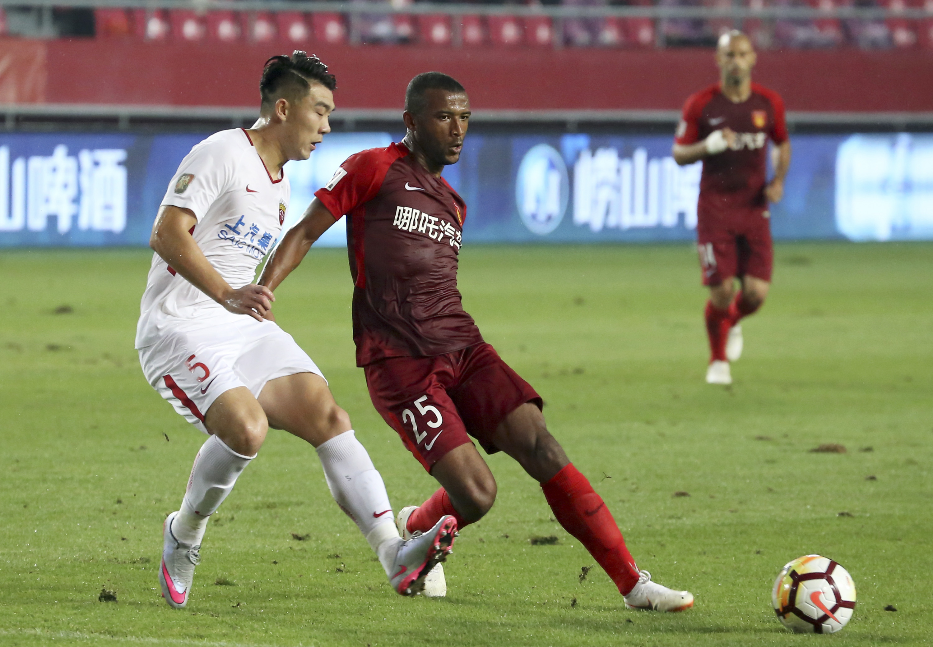 od体育官网app-重庆力帆主场战平深圳佳兆业，实现不败的简单介绍