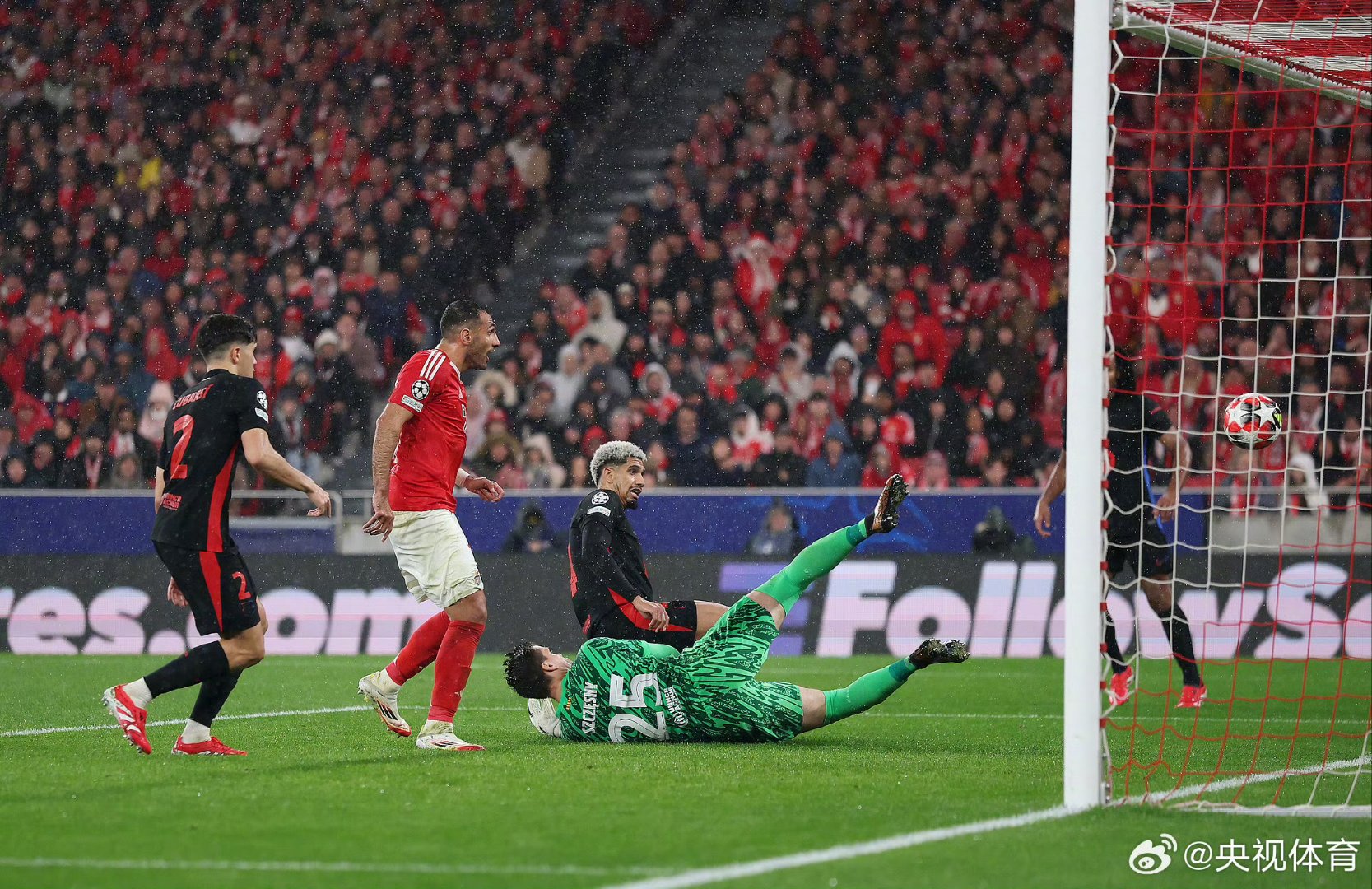 od体育网页版-热那亚队后场失误，遭遇连败的简单介绍