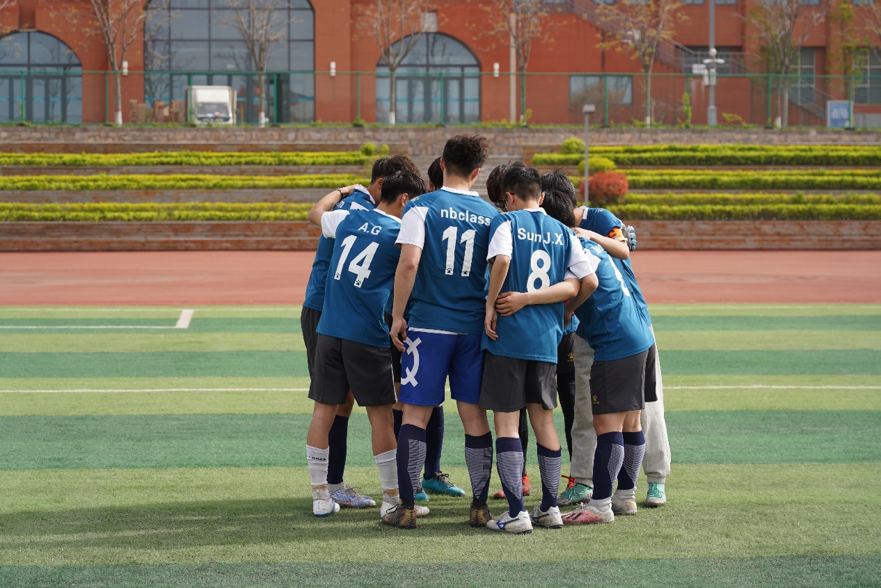 od体育平台-足球比赛中一次漂亮的长传助攻助队获胜