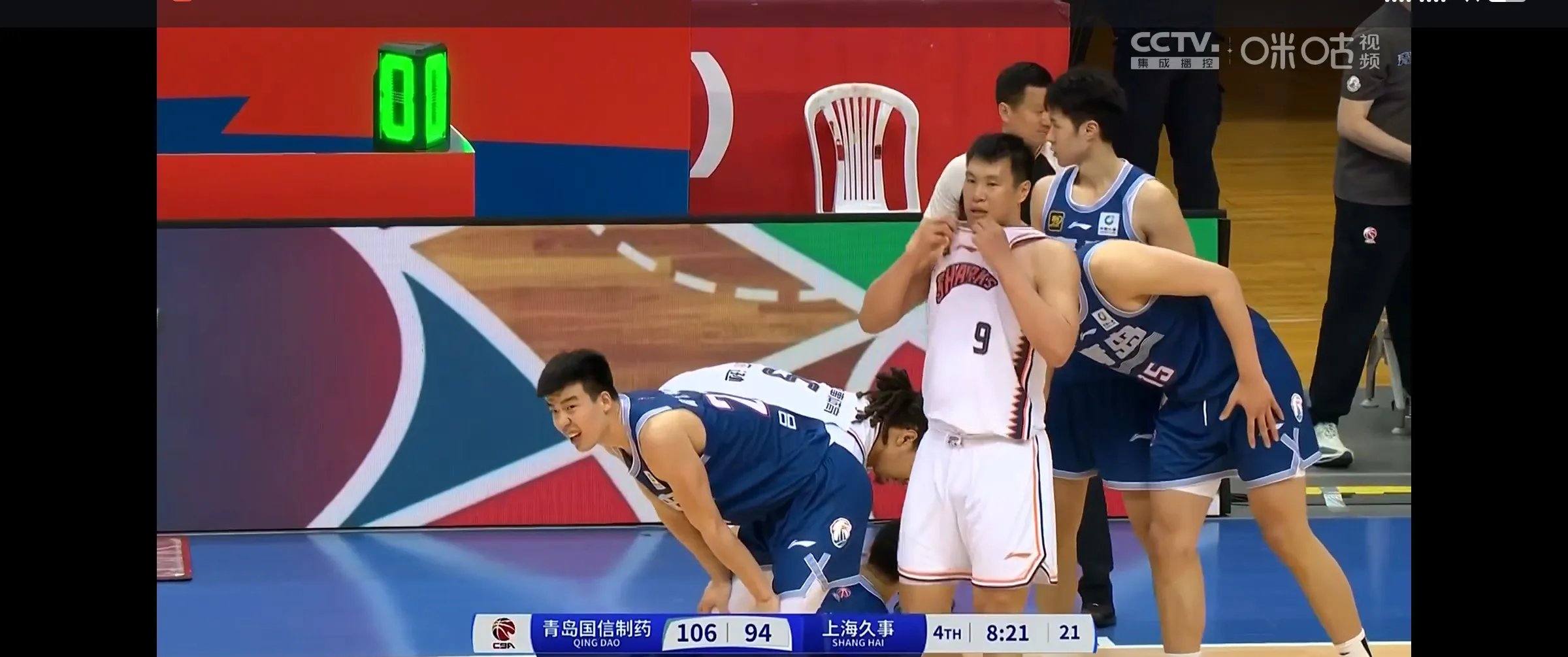 od体育竞技-福建队不敌上海男篮，遭遇双败