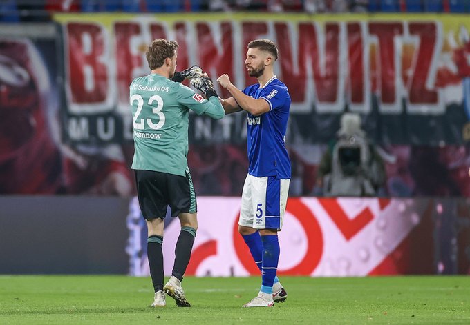 od体育亚洲官网-关于沙尔克后防线薄弱,客场告负的信息