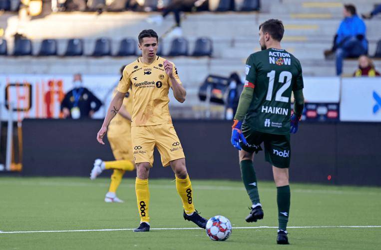 皇家马德里豪取连胜展现冠军实力