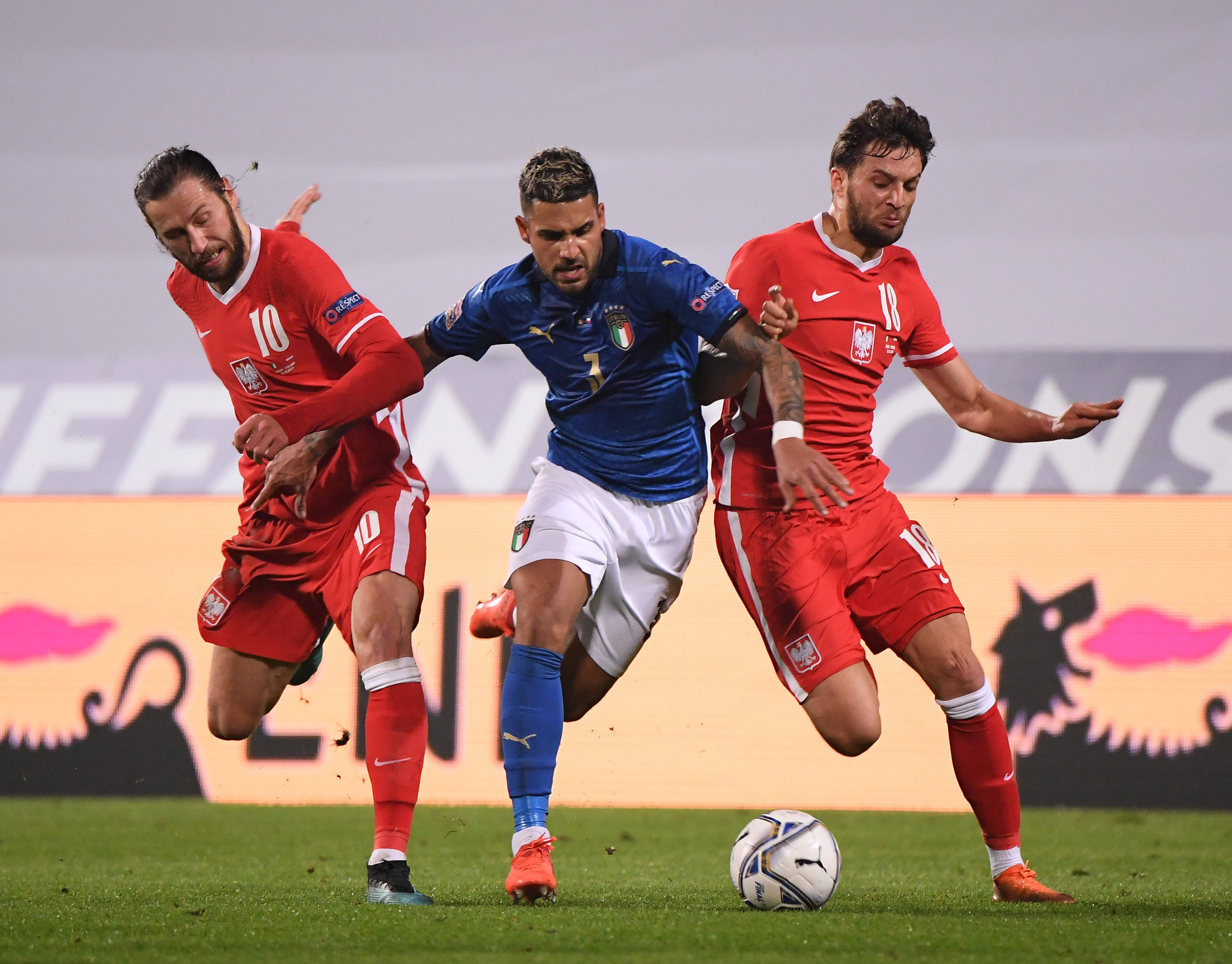 od体育活动-波兰队力压乌克兰，晋级欧国联半决赛