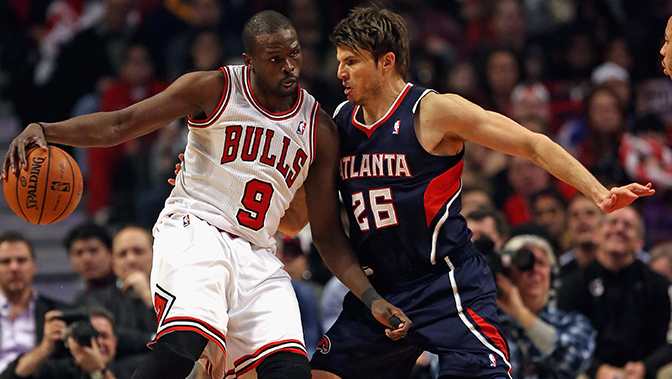 od体育网页版入口-包含老鹰逆袭公牛，客场赢得关键胜利的词条