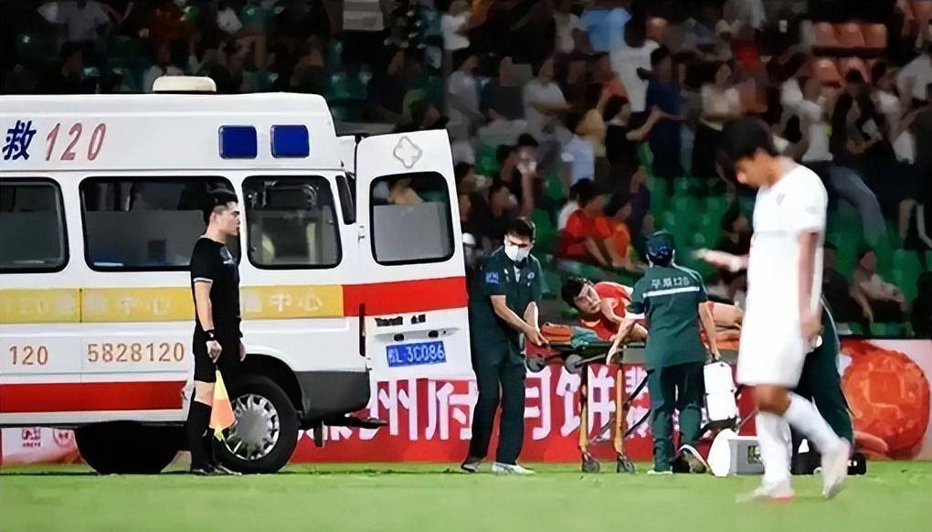 详细阅读:od体育网站-球员突发伤情!球迷为其祈福 od体育网站-球员突发伤情!球迷为其祈福